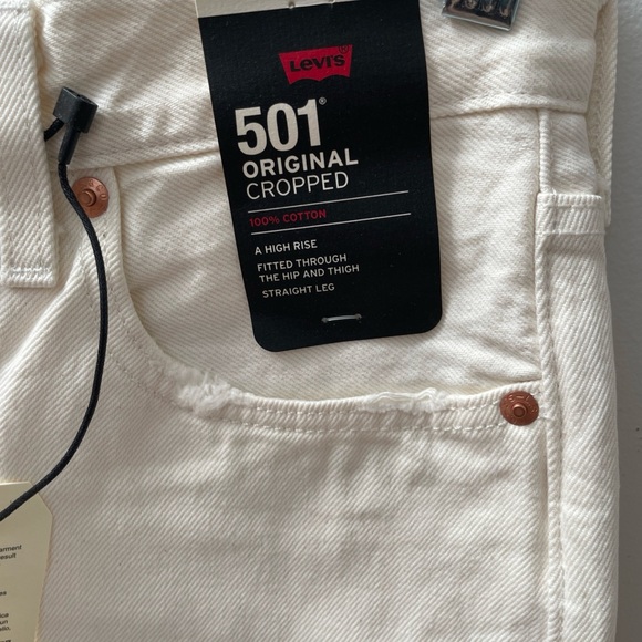 NEW Levi’s 501 Original Cropped Women’s Jeans 26x28  Straight High Waist Cream - Picture 2 of 10